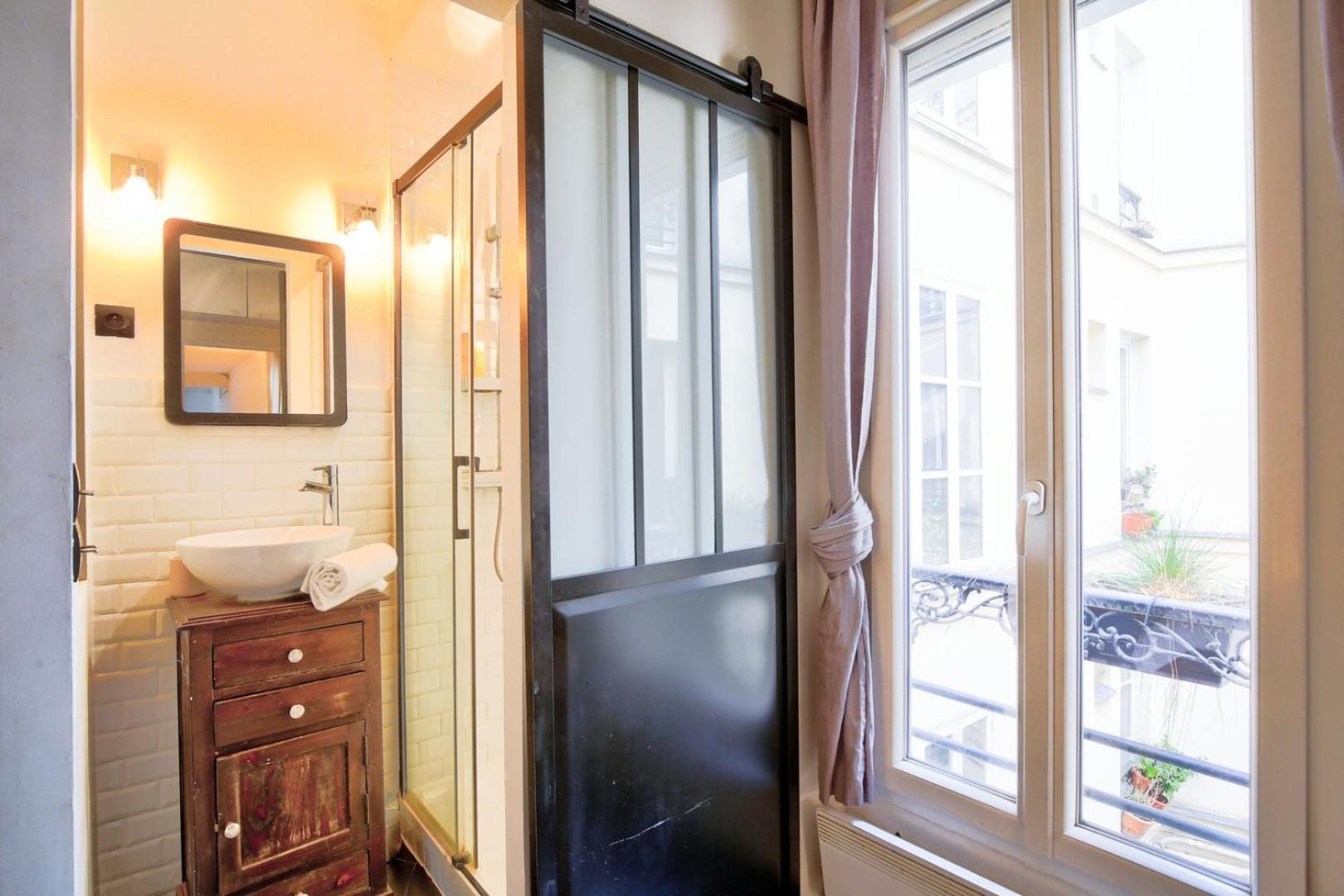 Tranquillité Parisienne Près Du Père Lachaise *